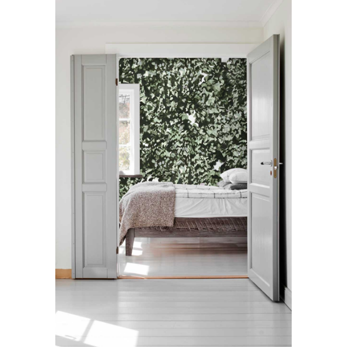 The Most Beautiful Things Hide